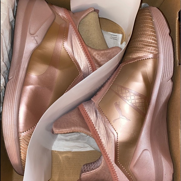 Puma Shoes - Picture 2 of 2